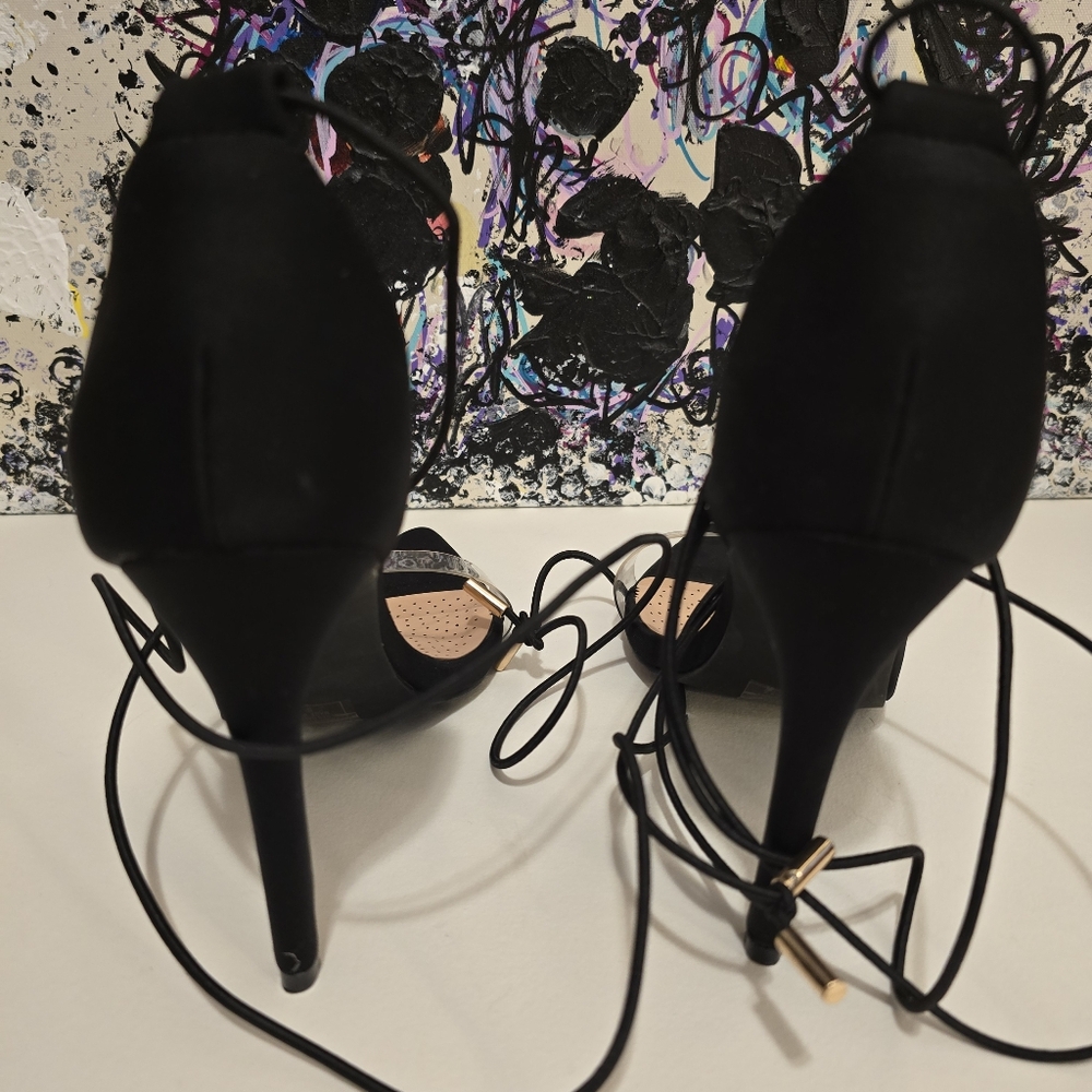 AZALEA WANG Black With Cleae Vinyl Toe Strap High Heels Ankle Wrap Strap 7.5 - Picture 15 of 17